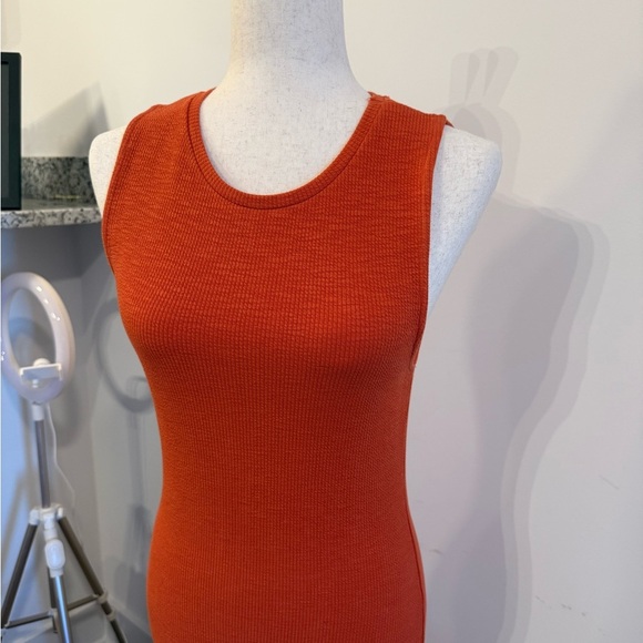 Zara Sleeveless Rust Midi Dress - Picture 2 of 5